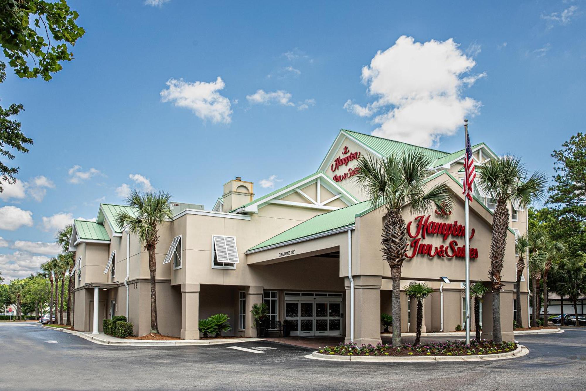 Hampton Inn & Suites Charleston-West Ashley Exterior photo